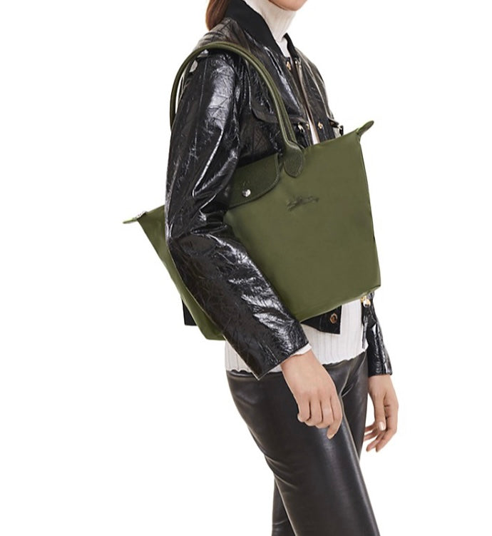 Le Pliage Green Medium Nylon Tote Bag/Forest color