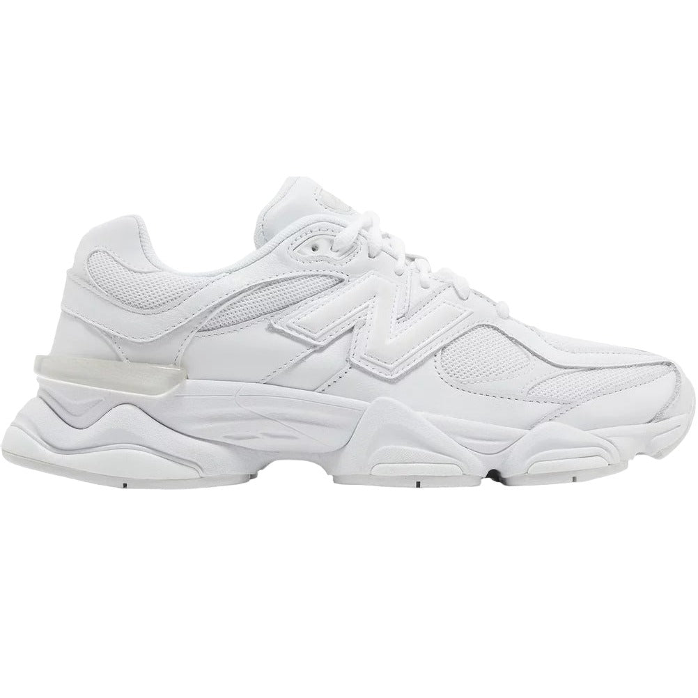 9060 Triple White