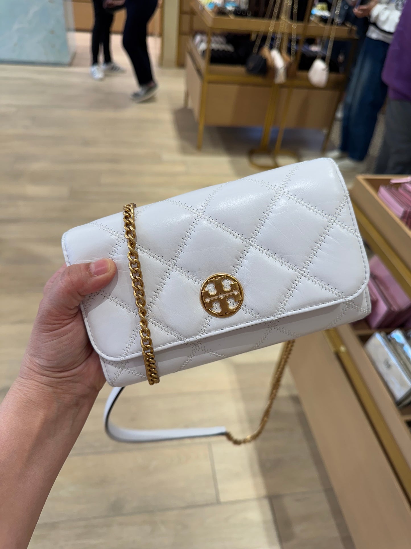 Willa Cuzdan crossbody