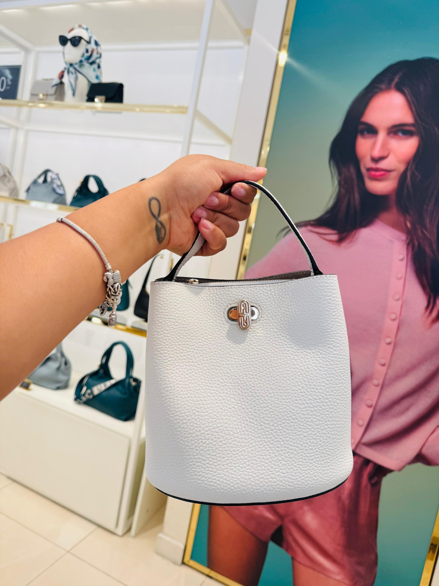 Furla Danae bucket bag RENKLER➡️