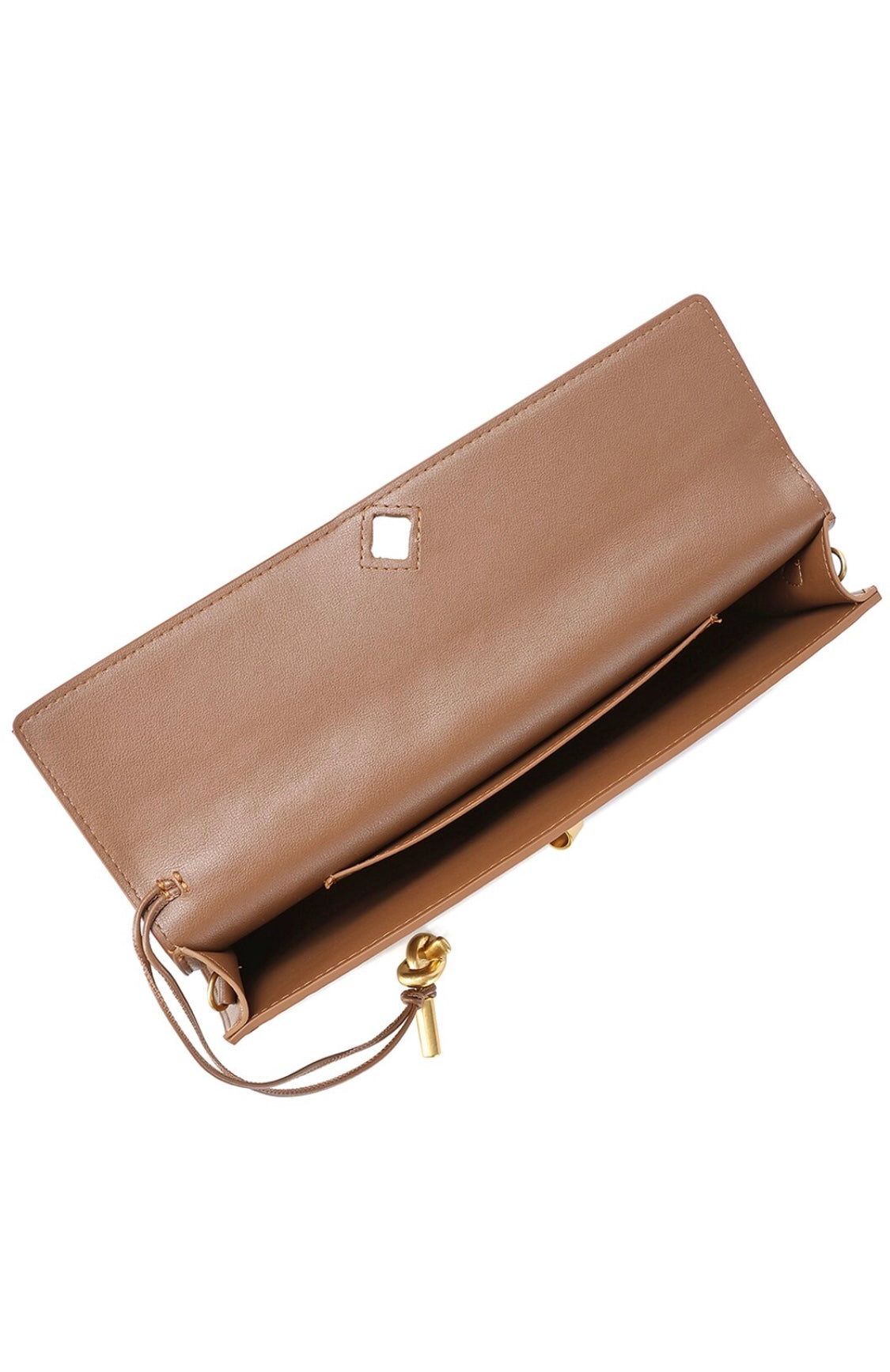 Hand woven cluch