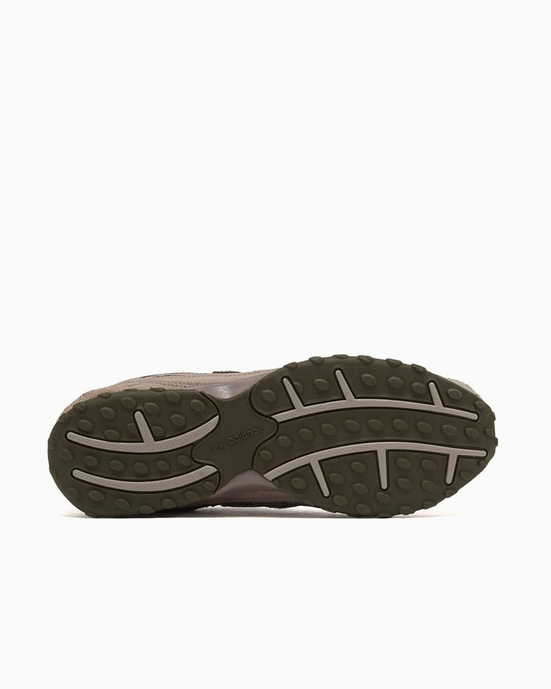 New Balance 204L