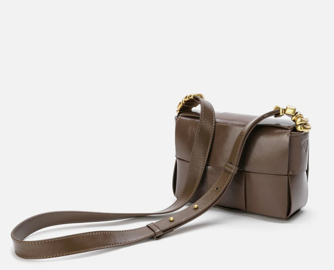 Woven Leather Crossbody Bag/dark brown