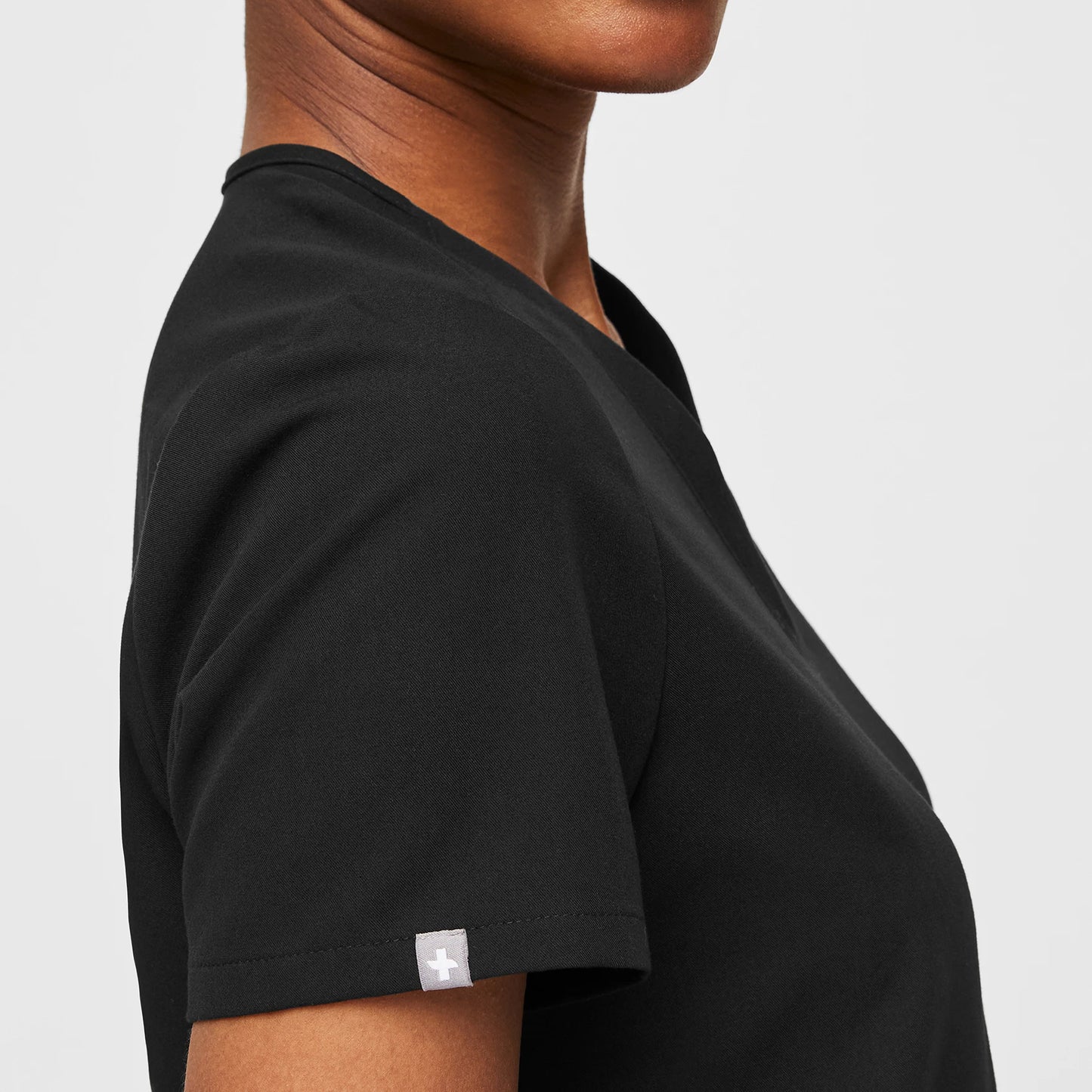 FIGS Casma Three-Pocket Scrub Top™