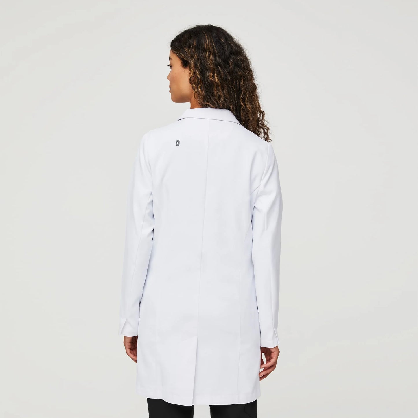 FIGS Bellevue Slim Long Lab Coat