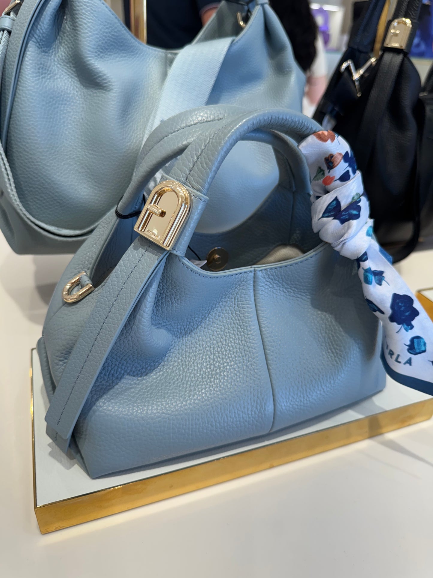 Furla Planeta S hobo RENKLER➡️