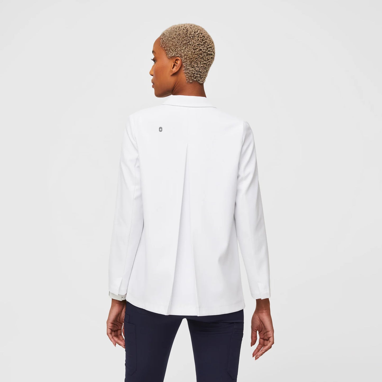 FIGS Bellevue Short Lab Coat