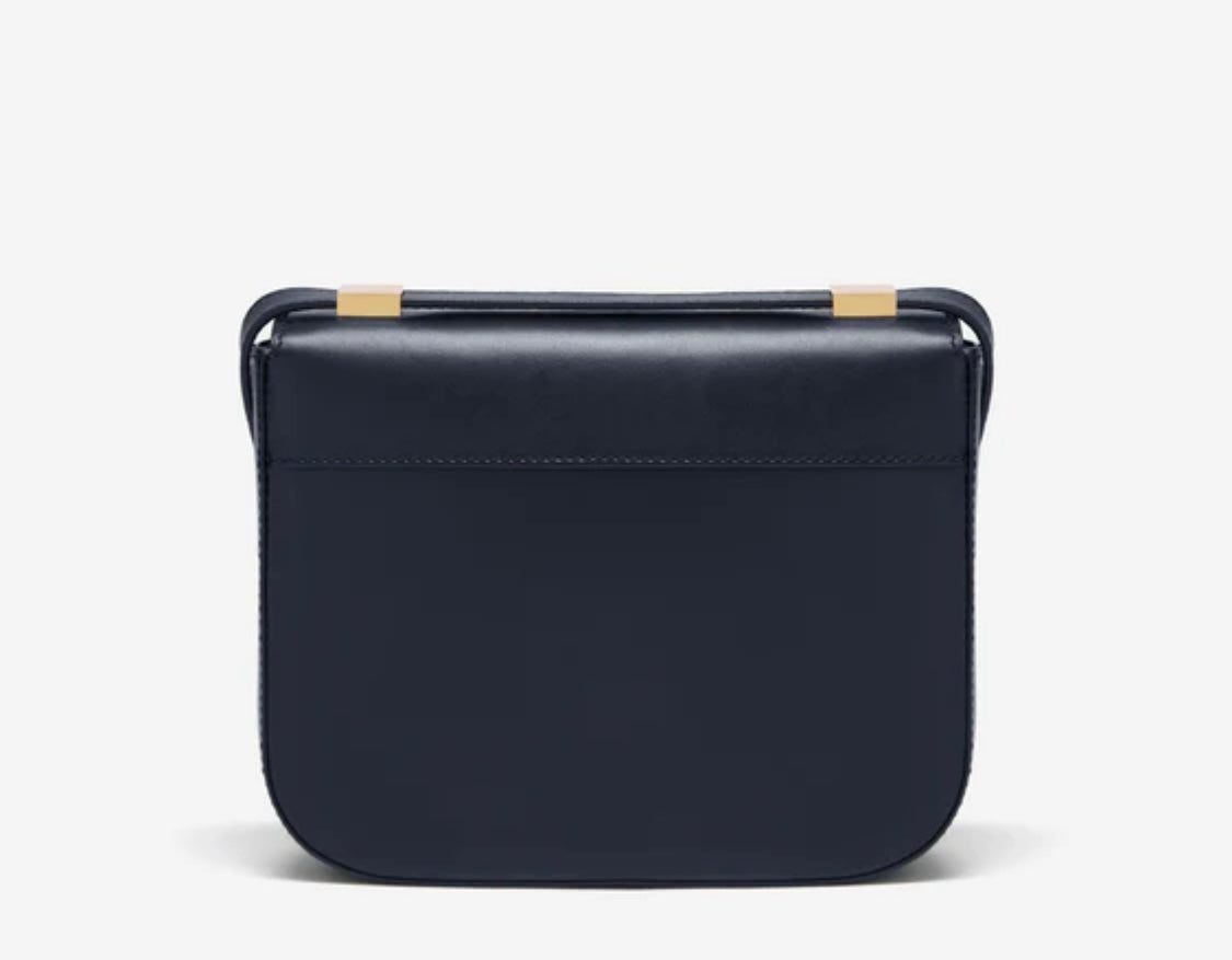 The Vancouver /Navy color