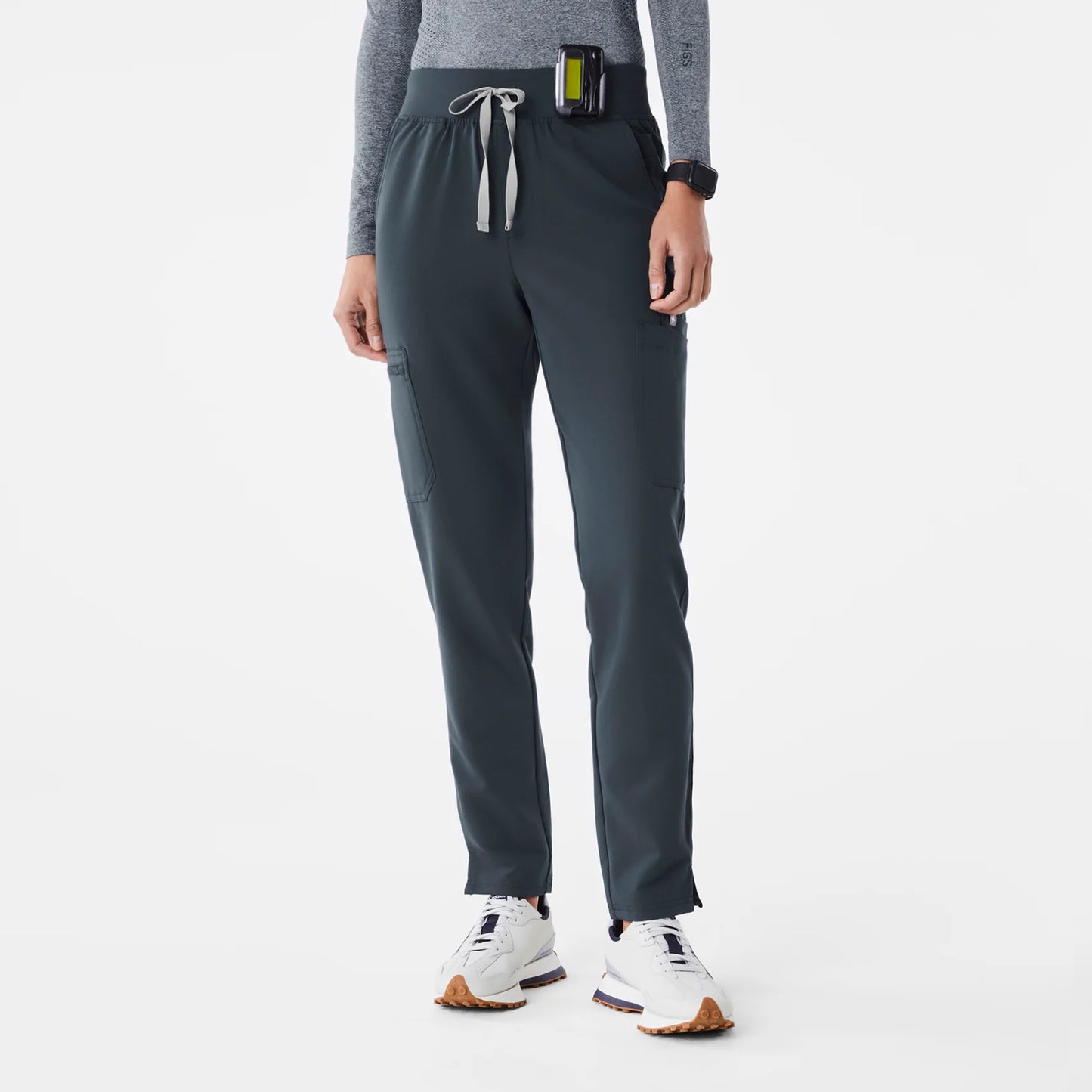 FIGS High Waisted Dowa Scrub Pants