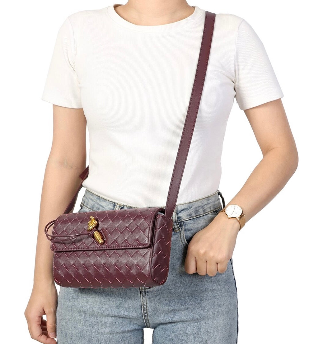 Hand woven Leather shoulder bag