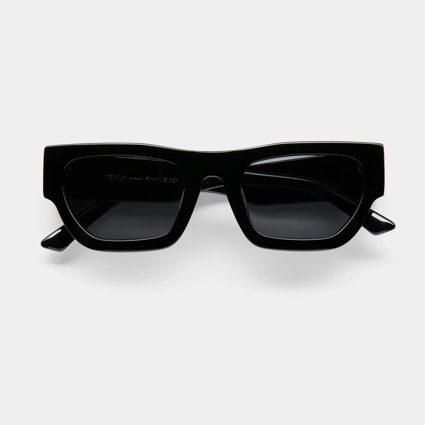 Finn - Black / Smoke