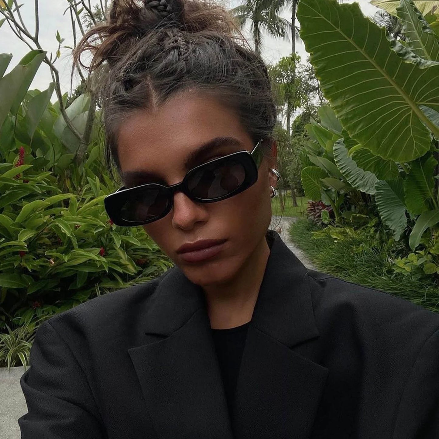 Olsen - Black/Smoke