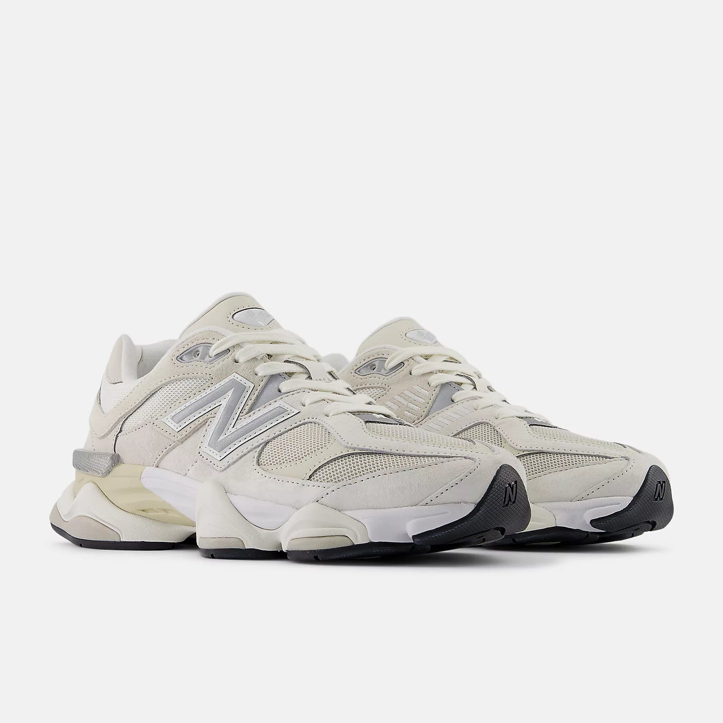 9060 Sea Salt Moonbeam