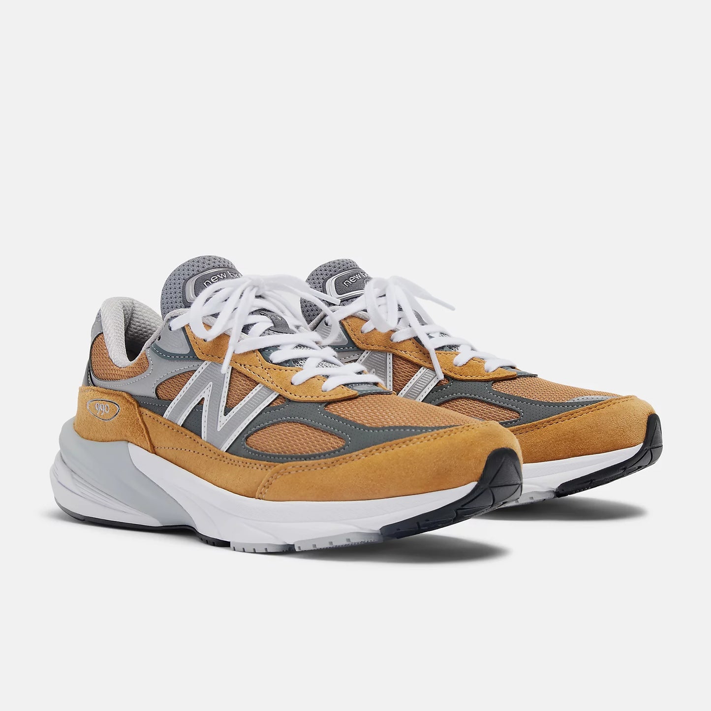 990v6 Made in USA Workwear