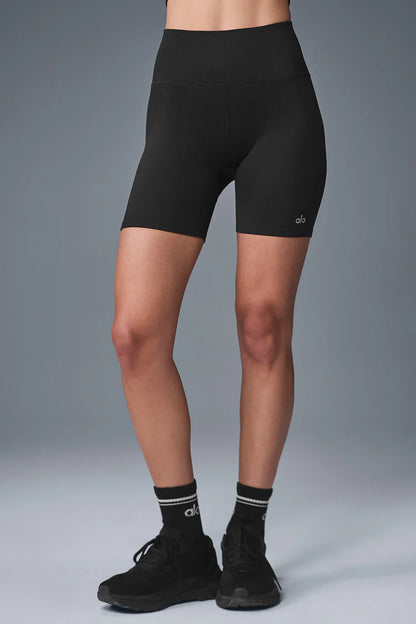 ALO YOGA 5" Seamless Ribbed Favorite Short RENKLER ➡️