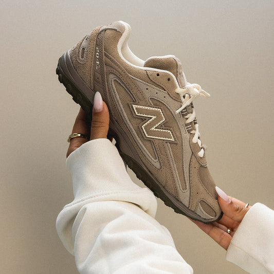 New Balance 204L
