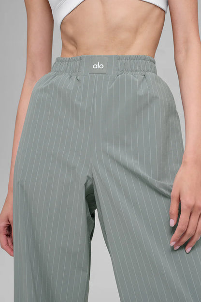 ALO YOGA Pinstripe Daylight Boxer Pant (Regular)
