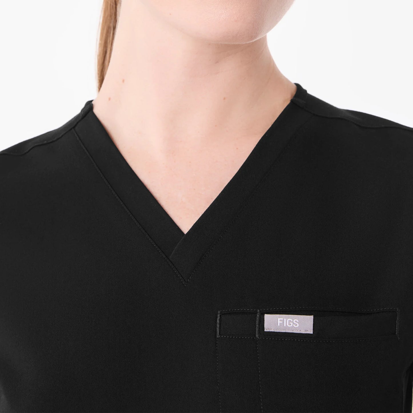 FIGS Everly Slim V-Neck Scrub Top