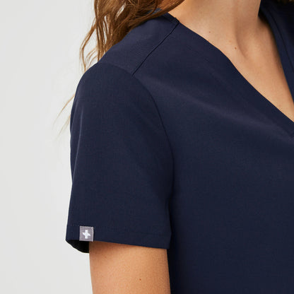FIGS Casma Three-Pocket Scrub Top™