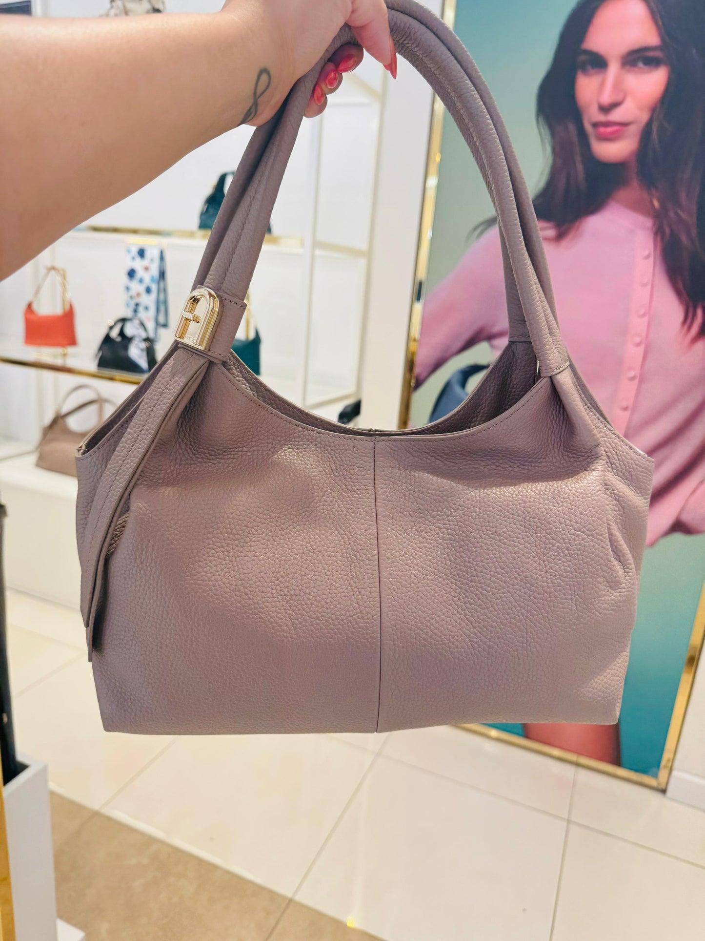Furla Planeta M size Hobo RENKLER➡️