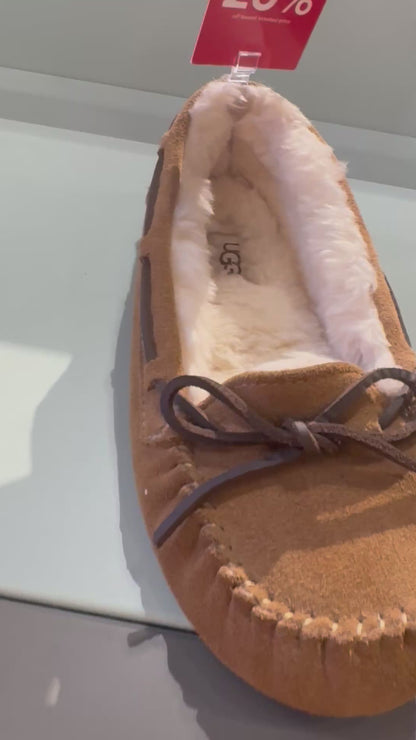 Ugg Loafer